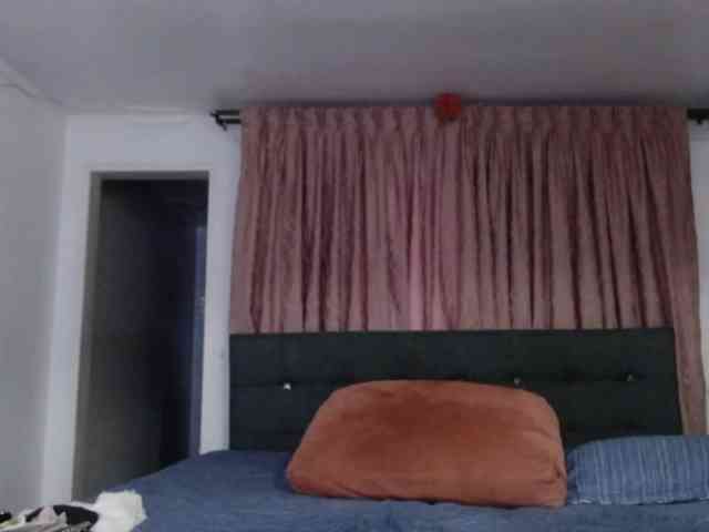 grettajames webcam