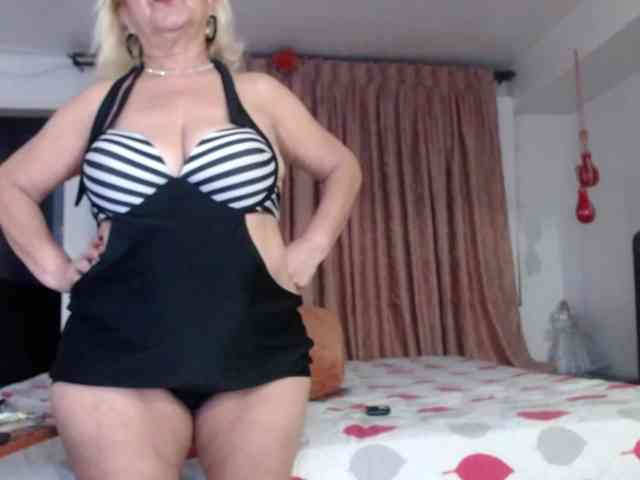 grettajames webcam