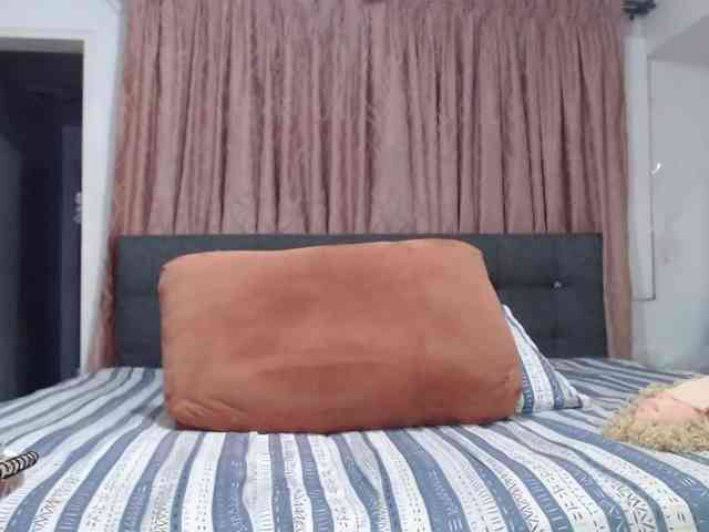 grettajames webcam