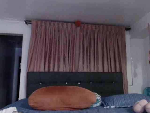 grettajames webcam