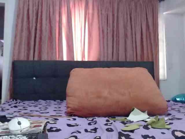 grettajames webcam