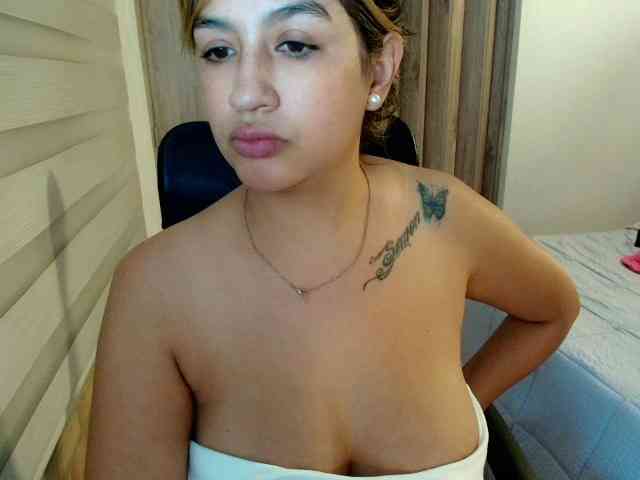 sara401 webcam