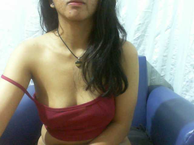 Camgirl Cyah2 sur Bongacams