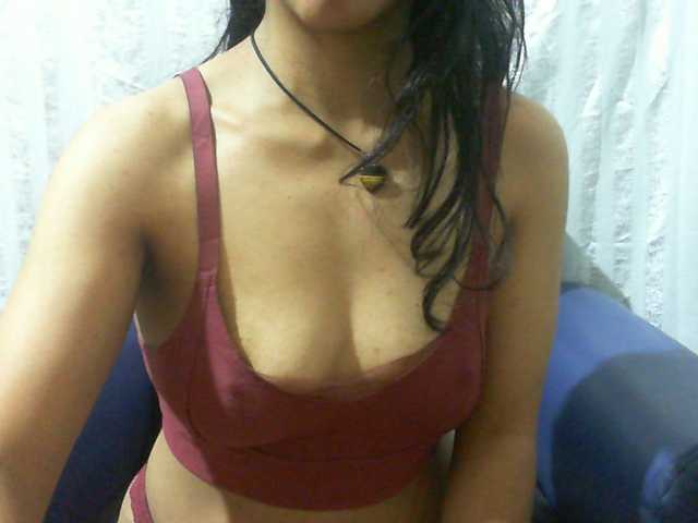 Lysah live cam preview