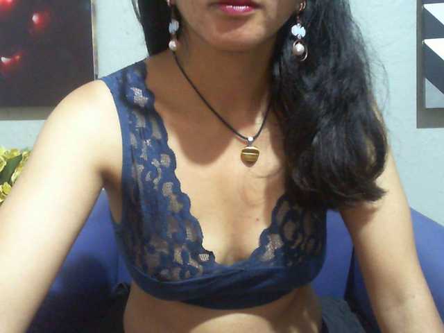 Cyah2's BongaCams show and profile