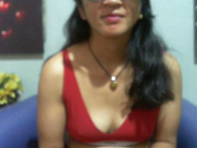 Cyah2's BongaCams show and profile