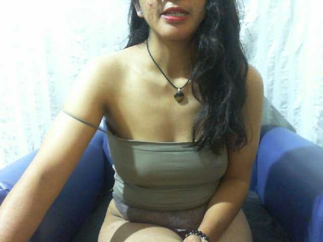 Lysah live cam preview
