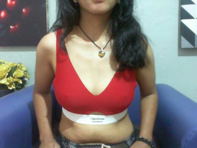 Cyah2's BongaCams show and profile