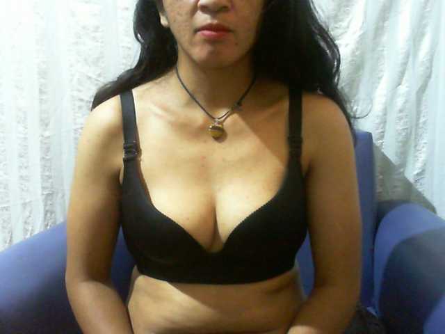 Lysah live cam on BongaCams