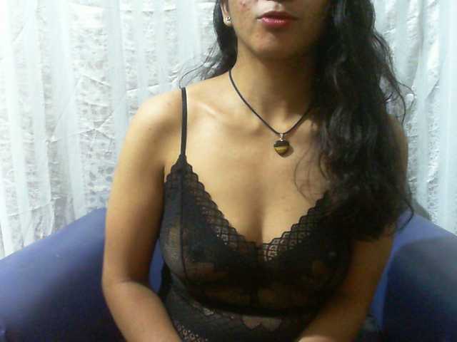 Lysah live cam preview