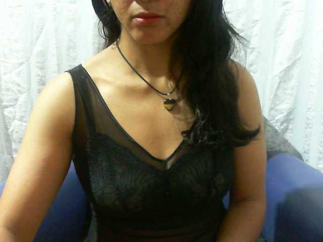 Lysah live webcam show