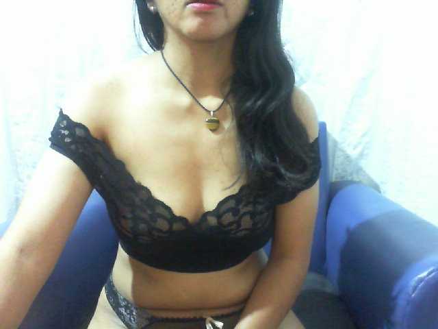 Lysah live webcam show