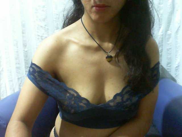 Lysah live cam preview