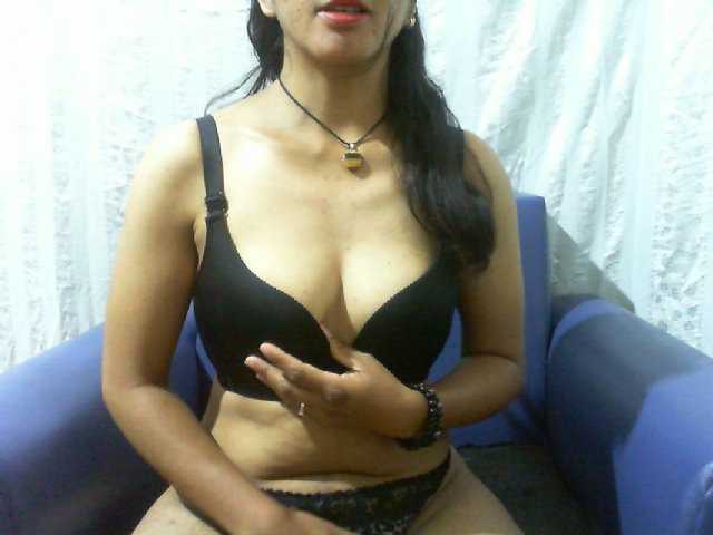 Lysah live cam on BongaCams