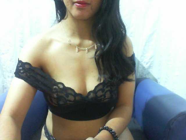 Lysah live webcam show