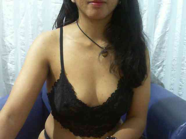 Model: Lysah