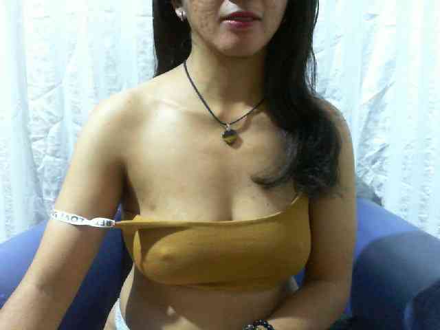 Model: Lysah