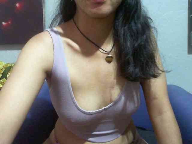 Cyah2 Live Webcam on BongaCams