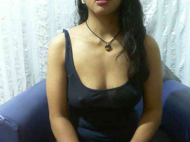Lysah's cam show statistics and live stream