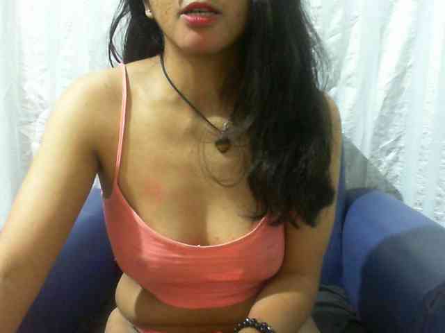 Cyah2 Live Webcam on BongaCams