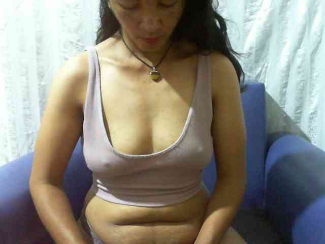 Model: Lysah