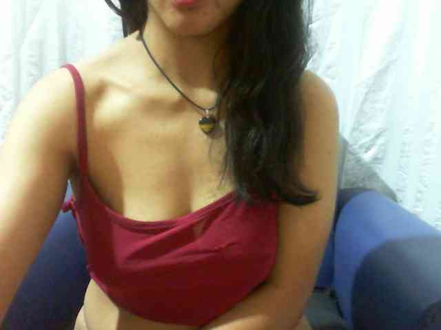 Cyah2 Live Webcam on BongaCams