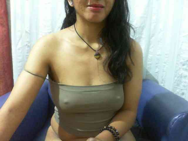 Cyah2 Live Webcam on BongaCams