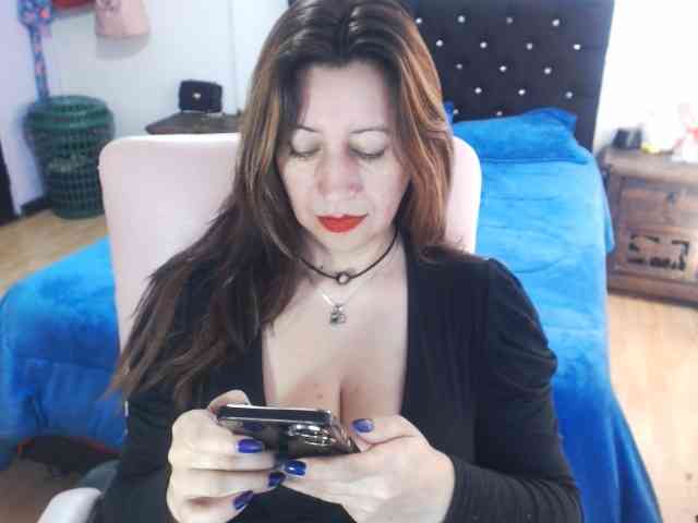 Melissaw1216 webcam