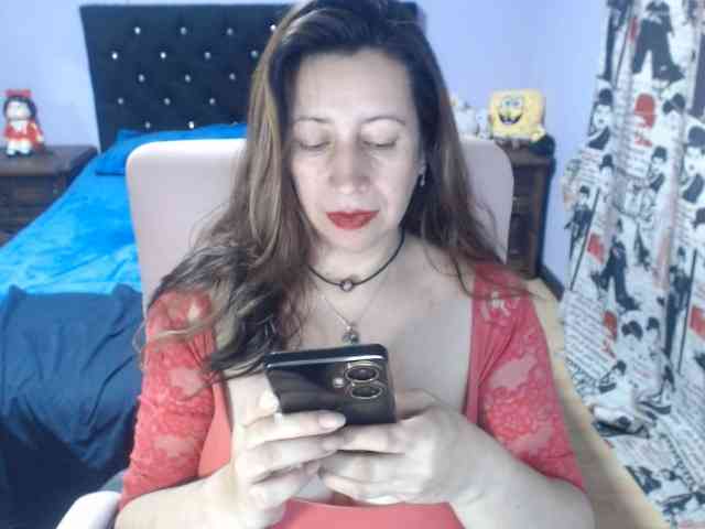 Melissaw1216 webcam