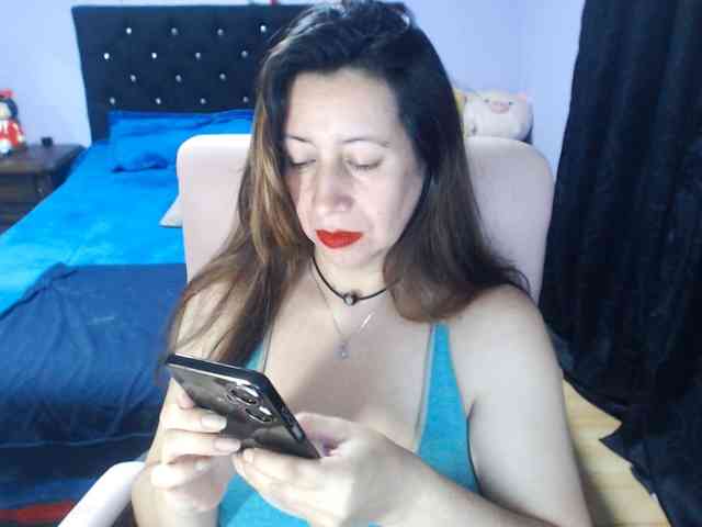 Melissaw1216 webcam