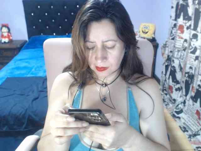 Melissaw1216 webcam