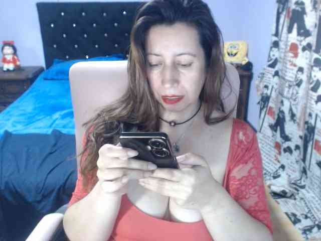 Melissaw1216 webcam