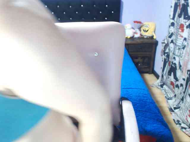 Melissaw1216 webcam