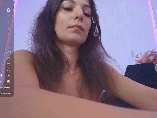 Anna-Lewis webcam