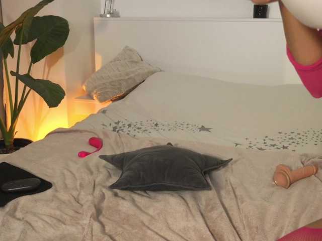 l1ttle-kiki live cam on BongaCams
