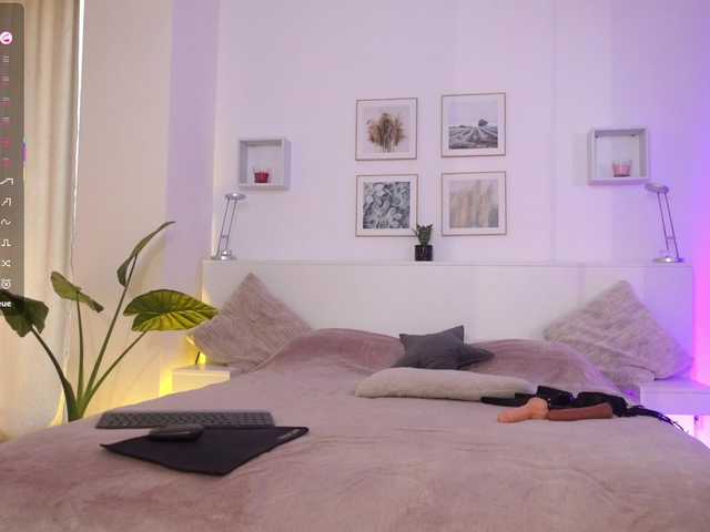 l1ttle-kiki live webcam show