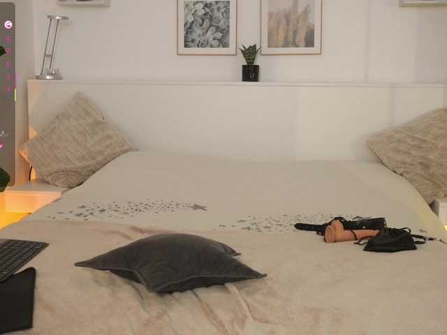 le modèle l1ttle-kiki est en webcam porno dans un show sur le site bongacams, il possède les tags suivants: White/Caucasian,Brunette,Shaved