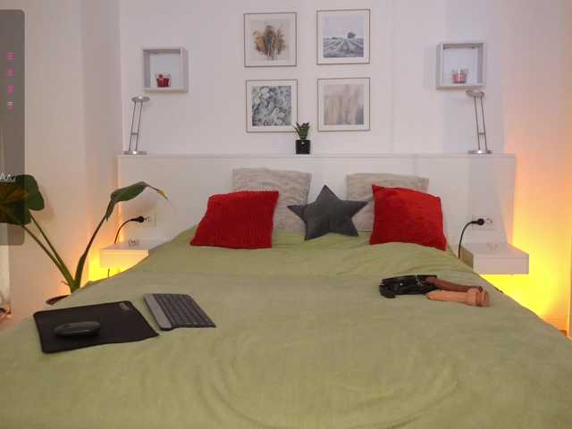 l1ttle-kiki live cam on BongaCams