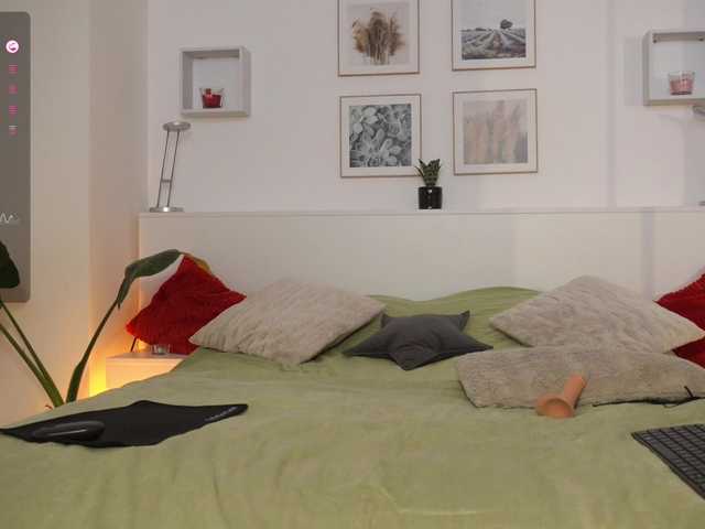 l1ttle-kiki live cam on BongaCams