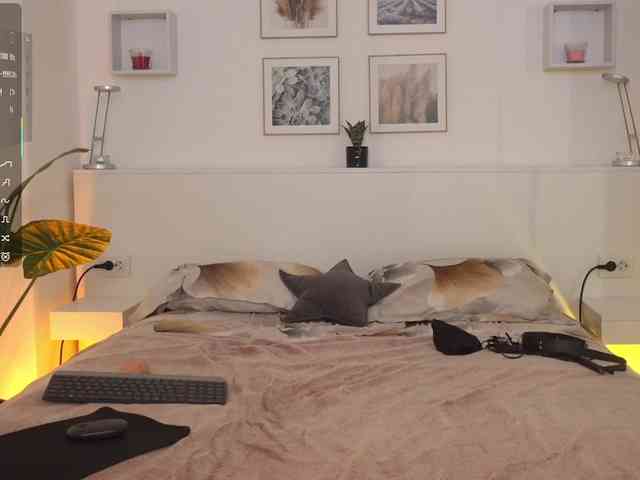 l1ttle-kiki webcam