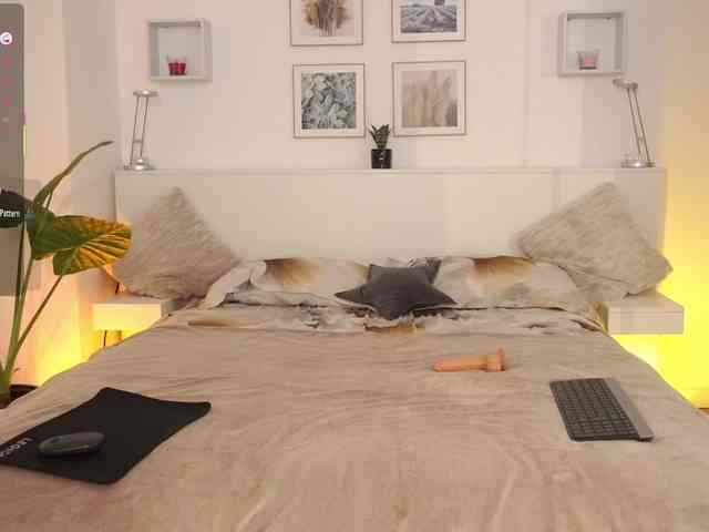 l1ttle-kiki webcam