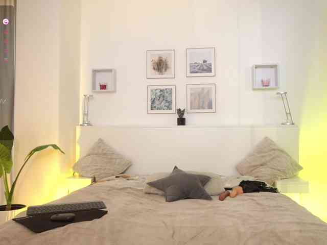 l1ttle-kiki webcam