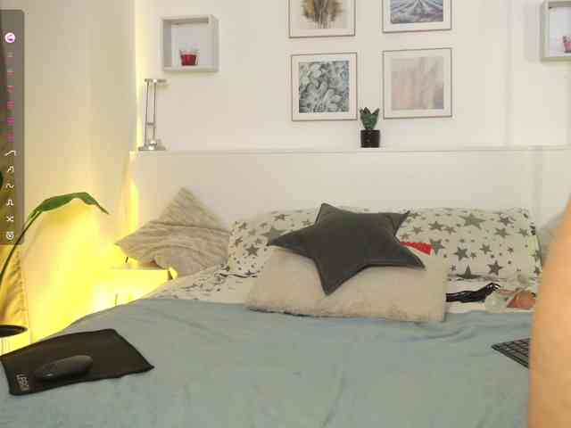 l1ttle-kiki webcam