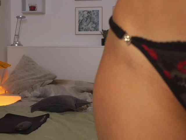 l1ttle-kiki webcam