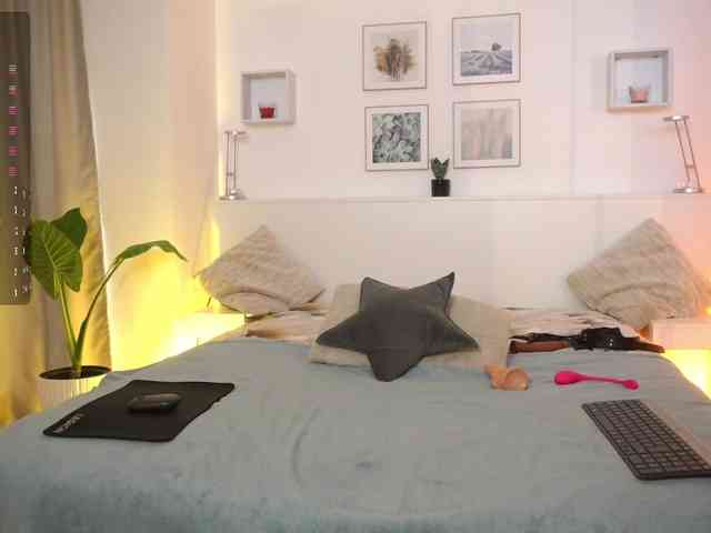 l1ttle-kiki webcam