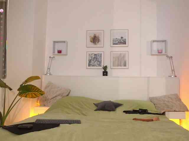 l1ttle-kiki webcam