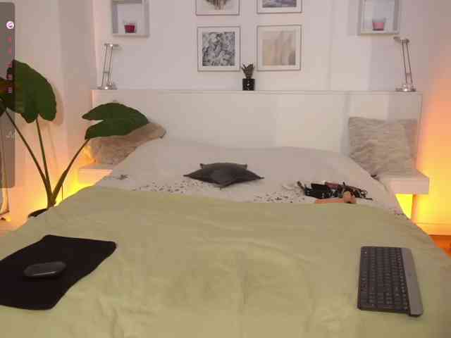 l1ttle-kiki webcam