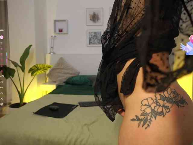 l1ttle-kiki webcam