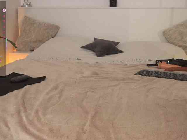 l1ttle-kiki webcam