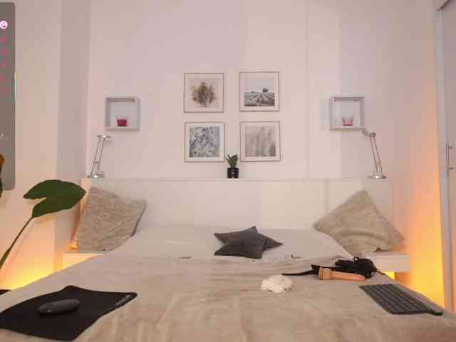 l1ttle-kiki webcam